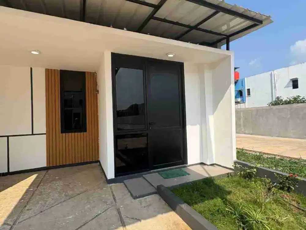 Rumah modern minimalis Di BKT
