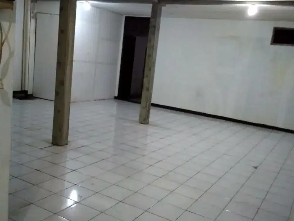 Ruko dan Gudang Holis Mainroad daerah Jual Kain