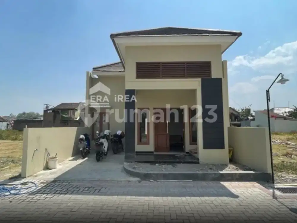 Rumah Baru 5 Menit Dari Bandara Adi Sumarmo Solo Surakarta