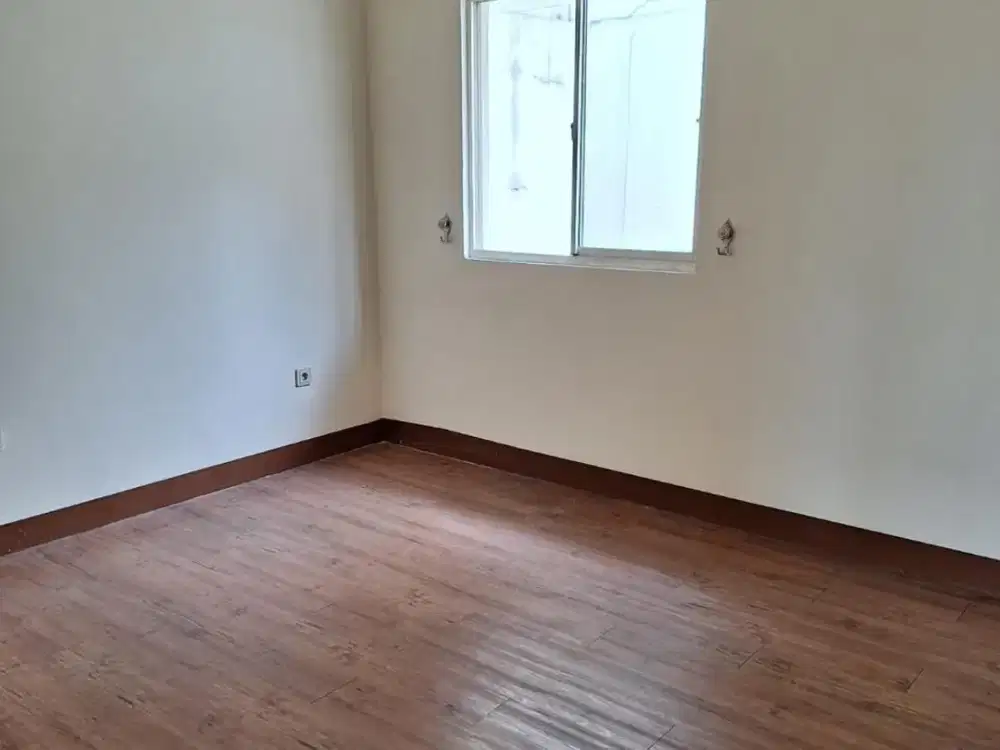 rumah PIK 1 view golf 4 kamar harga terbaik SHM