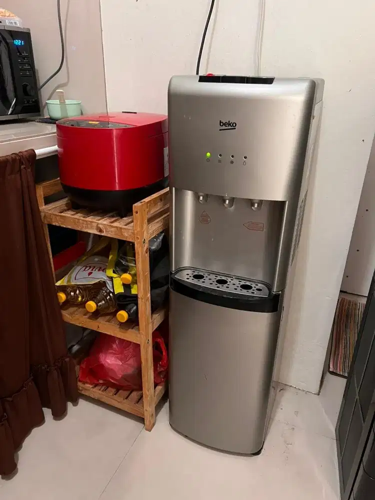 Dispencer Beko Galon Bawah