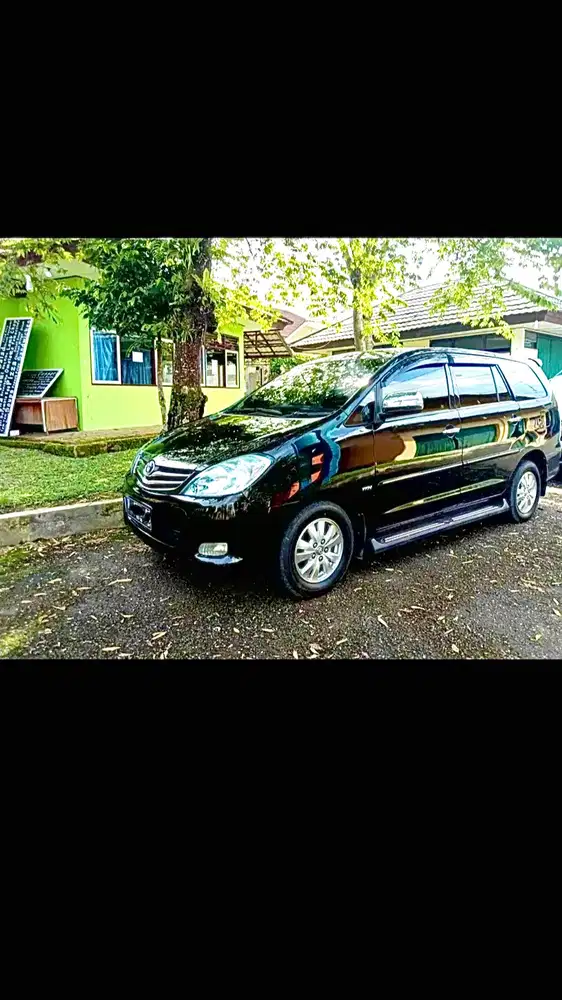 Innova 2.0 V lux AT 2010