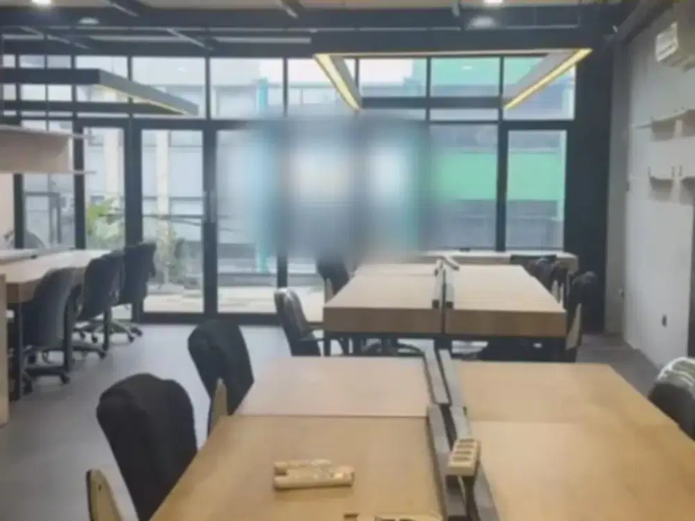 Gedung 5 Lantai di Otista Bandung Bagus dan Strategis