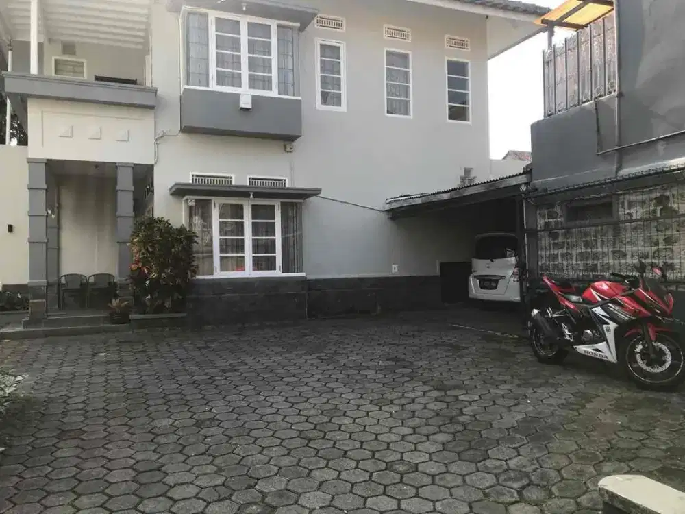 Dijual Cepat


Rumah Keren Area Dago, Design Klasik Siap huni
