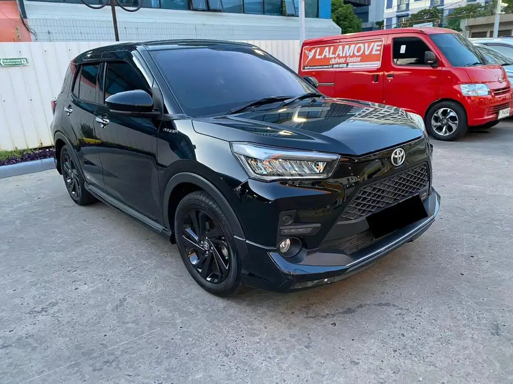 Raize 1.0, kilometer rendah 20 rb an