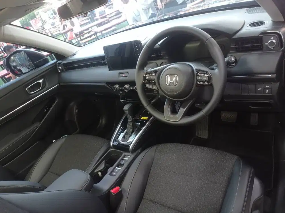 New HRV tipe E + 2025 mulus dan bergaransi