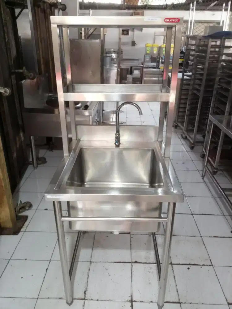 Sink+upper+kran ukuran 65x75x85 uk lubang 50x50x30, upper 65x30x75