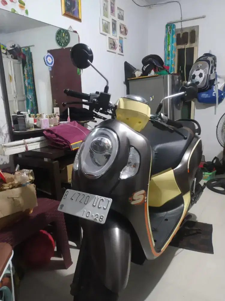 Dijual honda scoopy donat 2023
