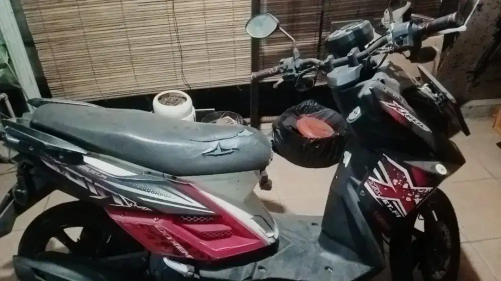 Dijual Motor X- Ride 2013