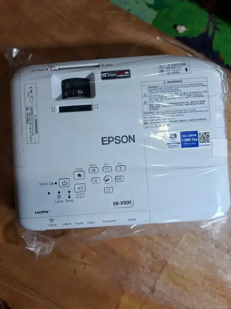 Proyektor epson x500