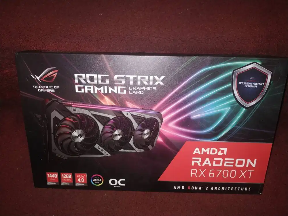 vga asus rog strix gaming rx6700xt oc edition