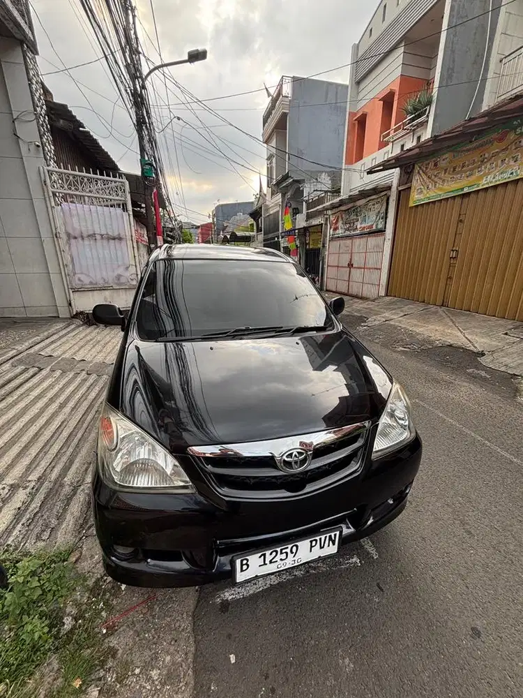 Avanza E 2011 Mt pajak panjang full ori