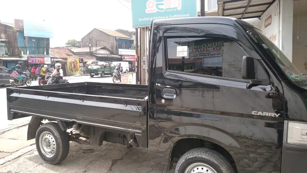 Suzuki Carry 2024 Bensin