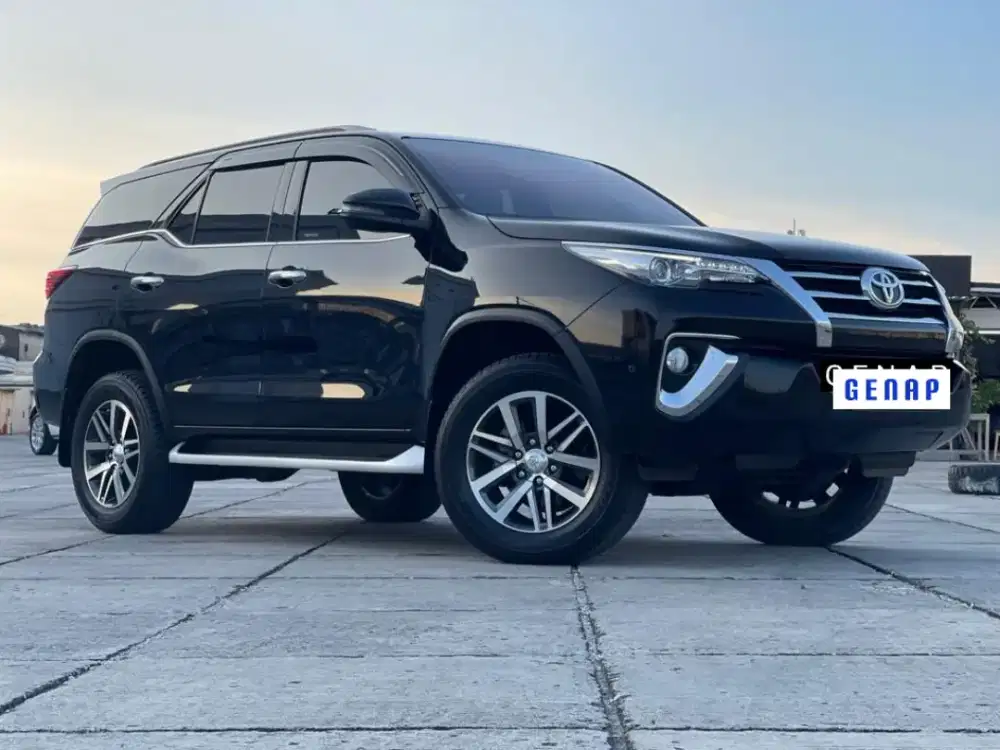 (Km 70rban) Fortuner VRZ 2.4 AT 2017 Tgn1 Terawat Bisa DP Ringan