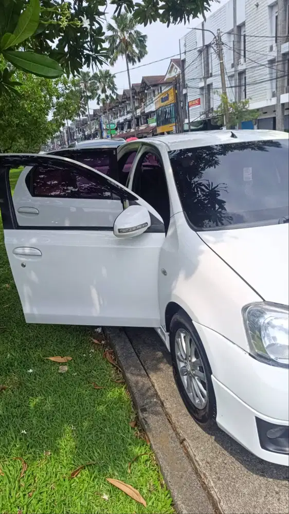 Dijual mobil etios valco 2014 type G