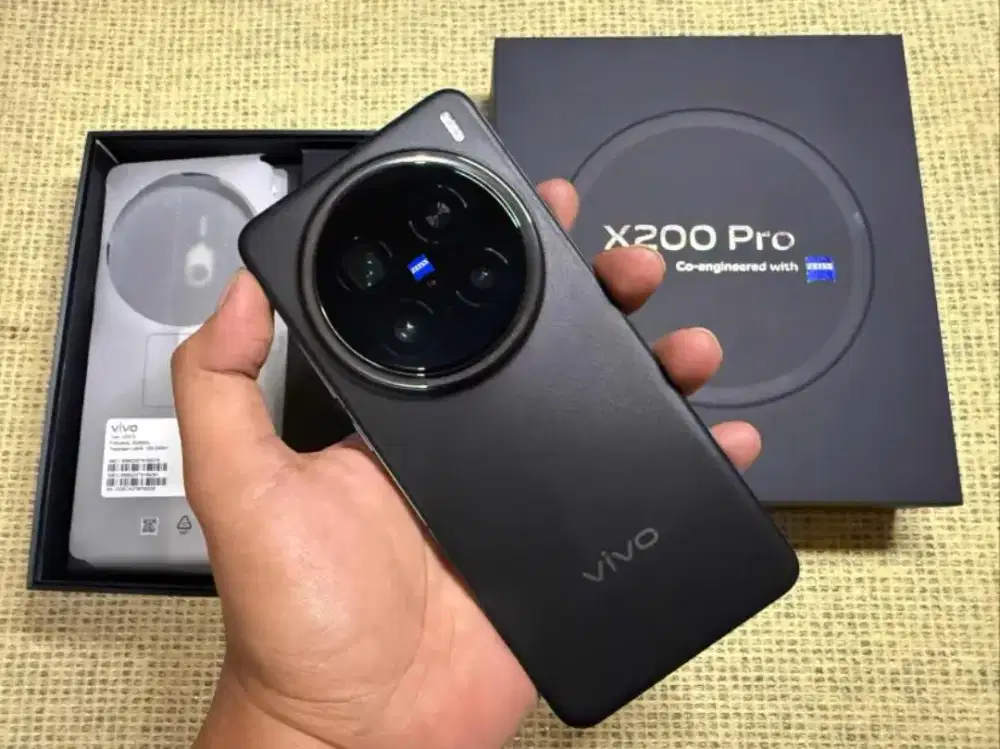 Vivo X200 Pro Black 16/512 GB Resmi ( TT/BT)