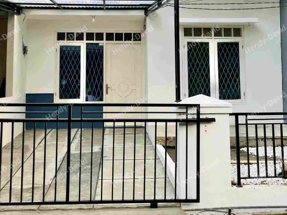 Dijual murah rumah rapih siap huni di Regency Melati Mas-Serpong