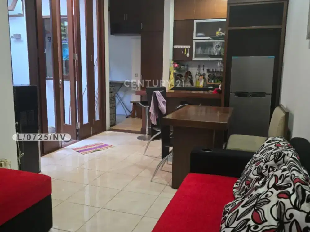 Rumah Siap Huni Di Kota Baru Parahyangan, Bandung