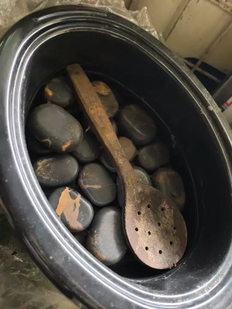 Alat salon spa pijat batu hot stone massages