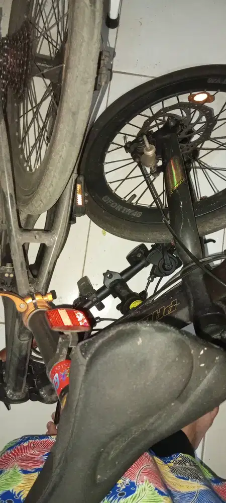 Dijual cepat, sepeda lipat