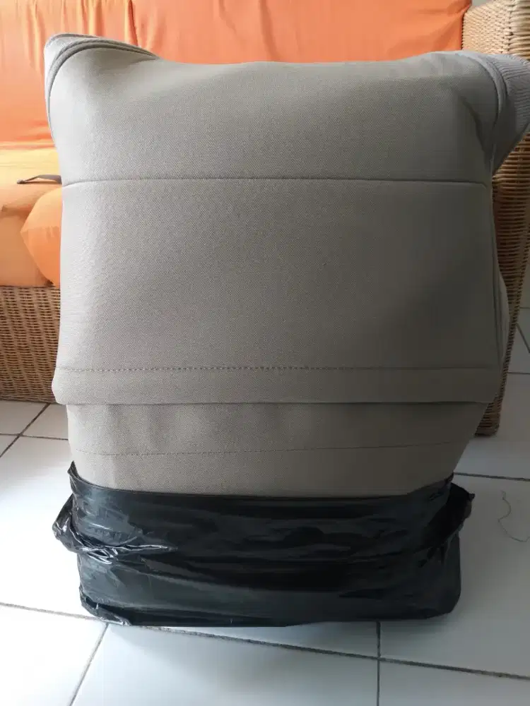 Sarung jok ori Xenia 2014