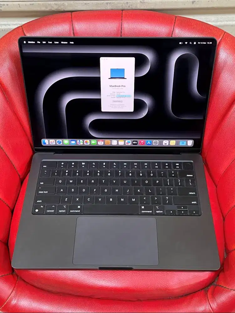 MacBook Pro 14 inch 2024 M4 PRO 24gb 256gb Garansi iBox Aktif Full Ori