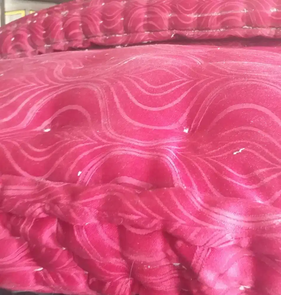 Kaaur kapuk ada 2 msih bagus