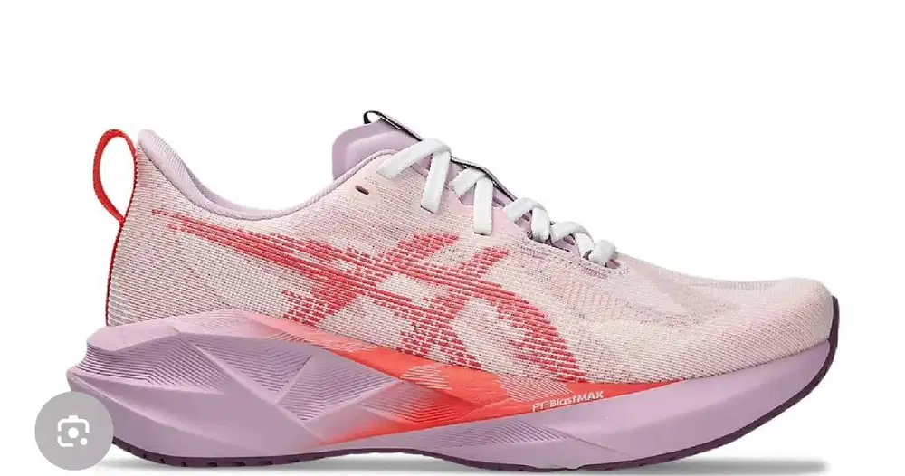 ASICS NOVABLAST 5 WHITE CORAL REEF (sz 39)