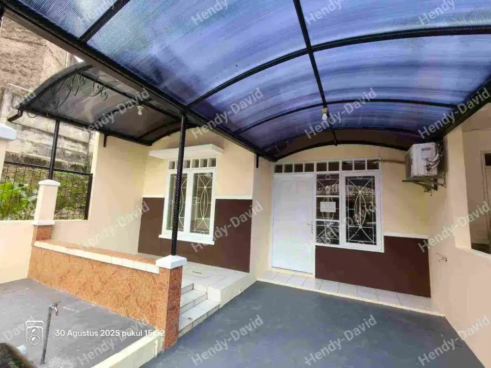 dijual cepat rumah rapih siap huni di Regency Melati Mas-Serpong(SHM)