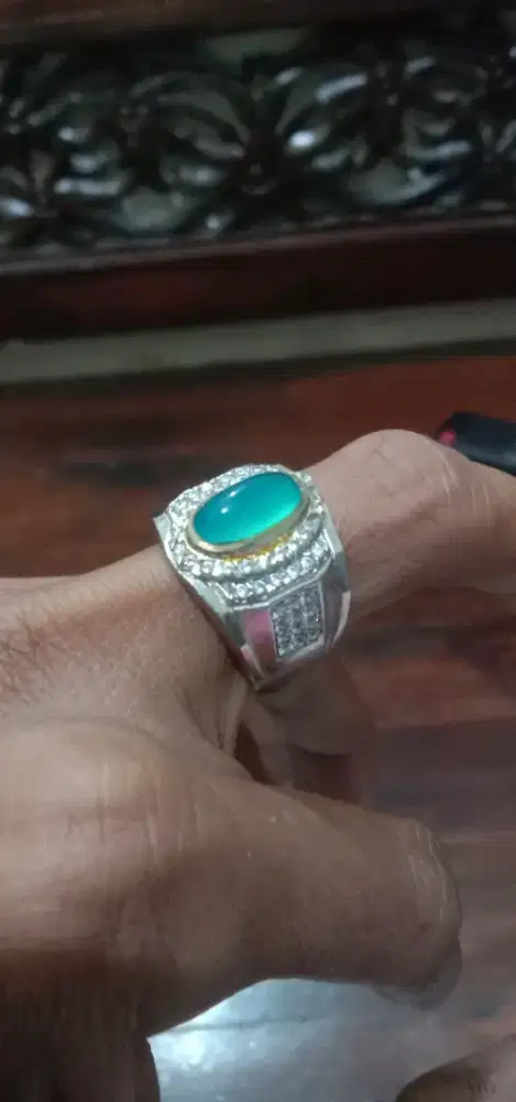 Cincin Batu Bacan