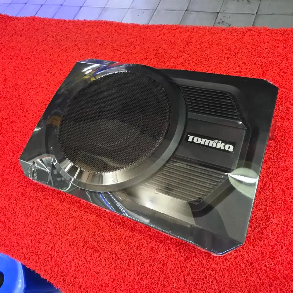 Subwoofer Kolong Aktif TOMIKO TMK 9588 Subwoofer Aktif TOMIKO 8 in