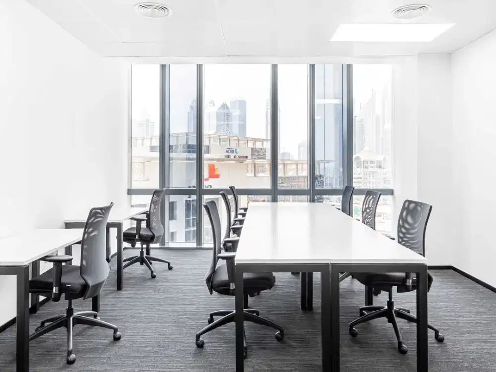 Regus - Renon Landmark (Kantor Pribadi 5 orang)