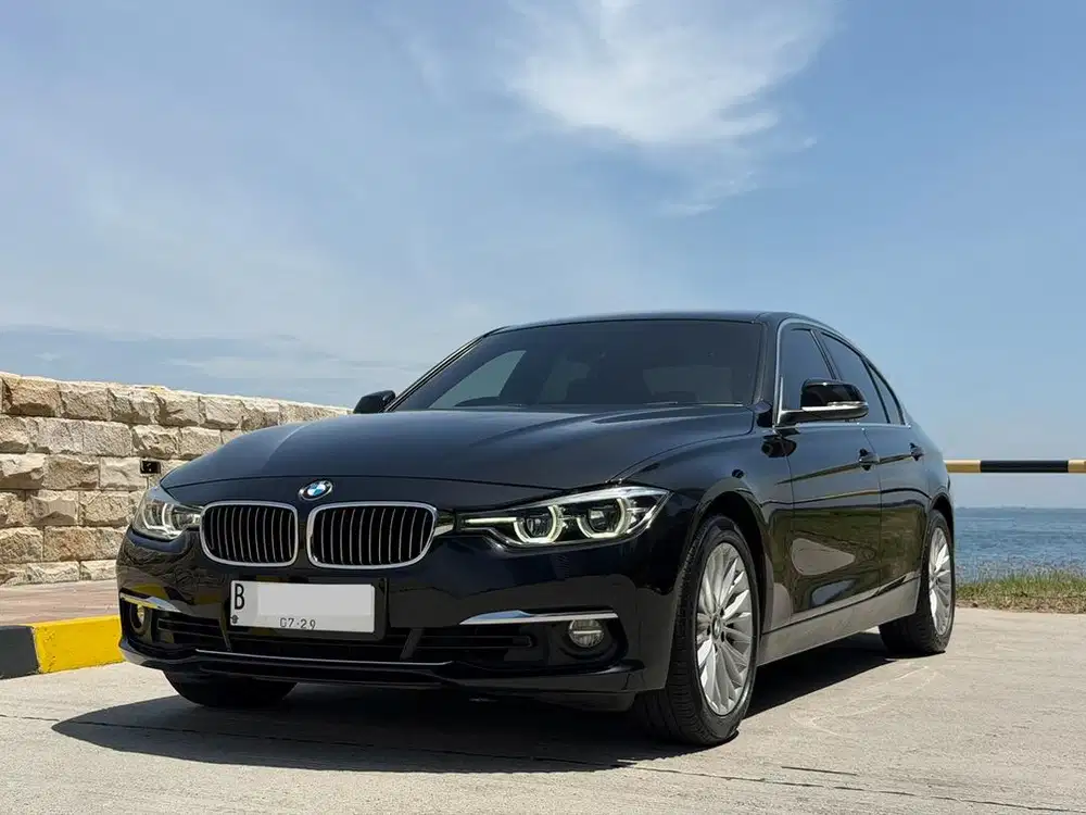 (CASH) BMW 320i 2019 Luxury Speedometer LCD Hitam