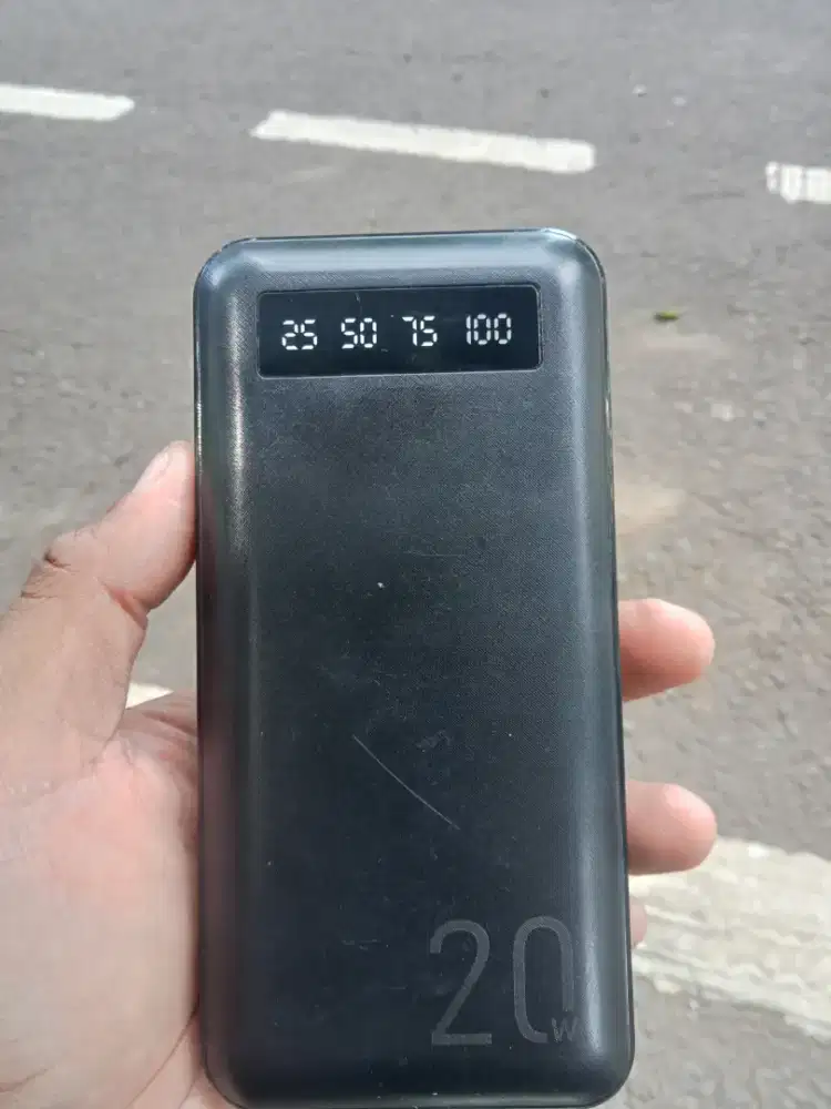 Powerbank merk robot 20rb mh