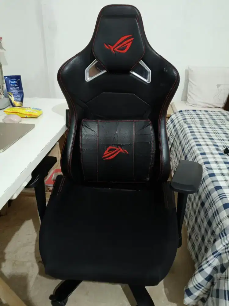 Kursi gaming preloved