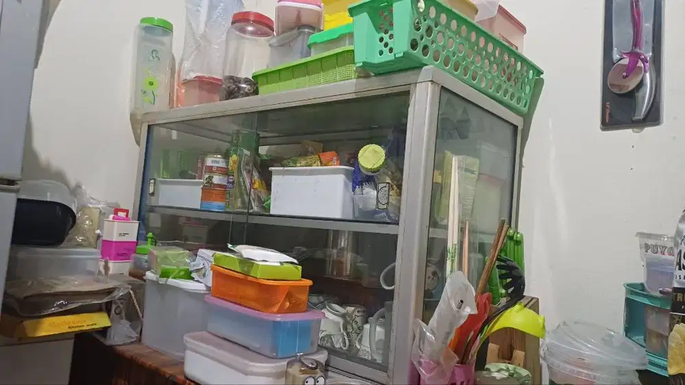 Dijual etalase kaca makanan uk 1 M x 40 cm x 60 cm