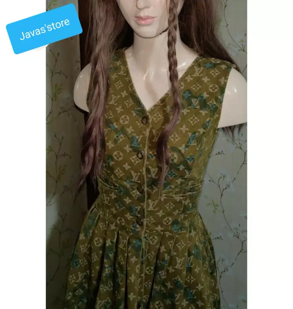 louis vuitton x murakami denis monogram dress