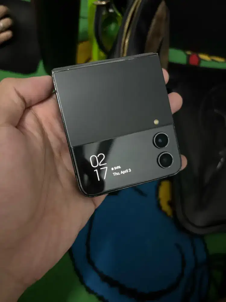 Samsung Z Flip 4 8/256 gb SEIN