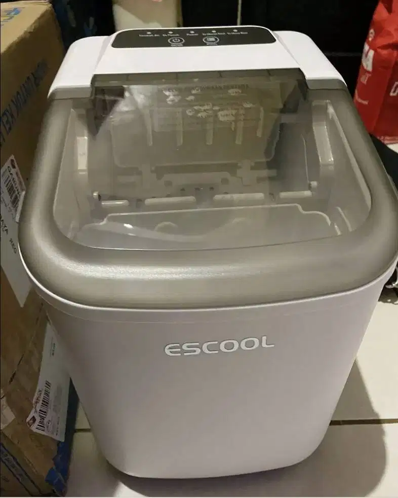 Mesin Pembuat Es Batu 1,1 Liter SOOCOOL SC-12B