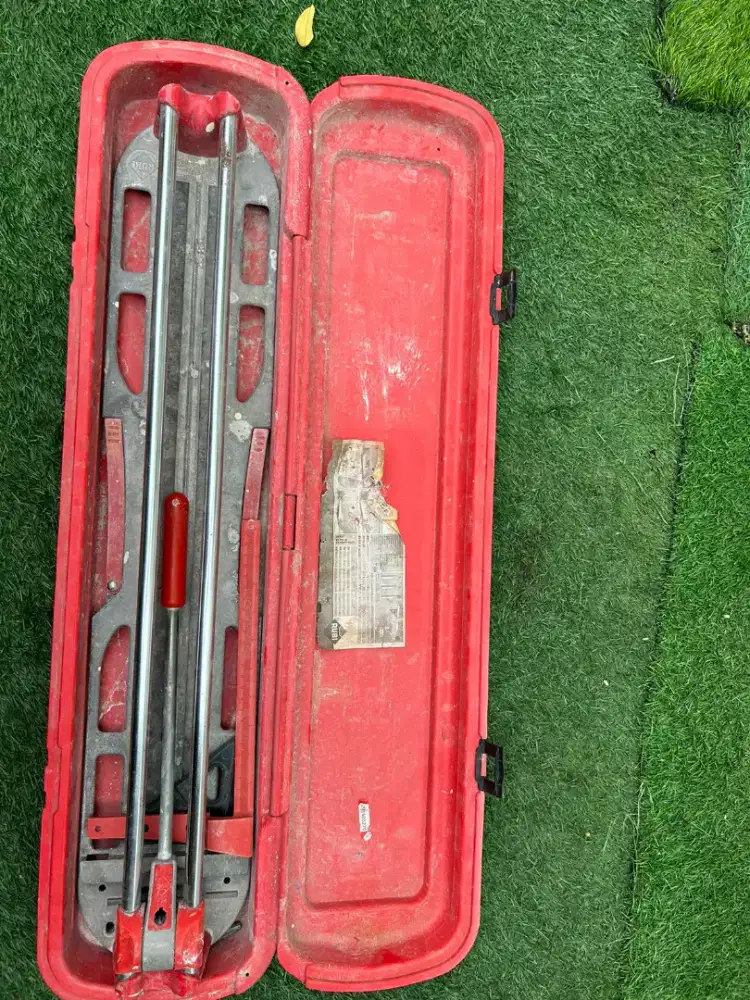 Alat potong keramik/granit merk RUBY
