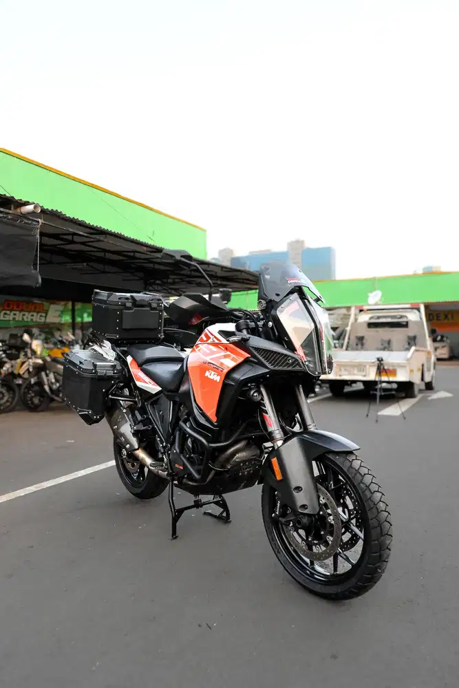 KTM 1290 SUPER ADVENTURE 2017 PUTIH ORANGE FULL ORIGINAL LIKE NEW