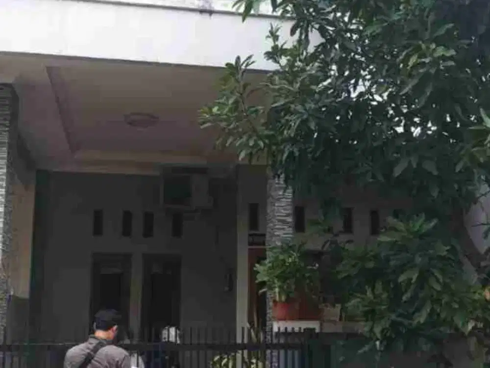 RUMAH CANTIK DI PERUMAHAN BUMI SENTOSA CIBINONG BOGOR