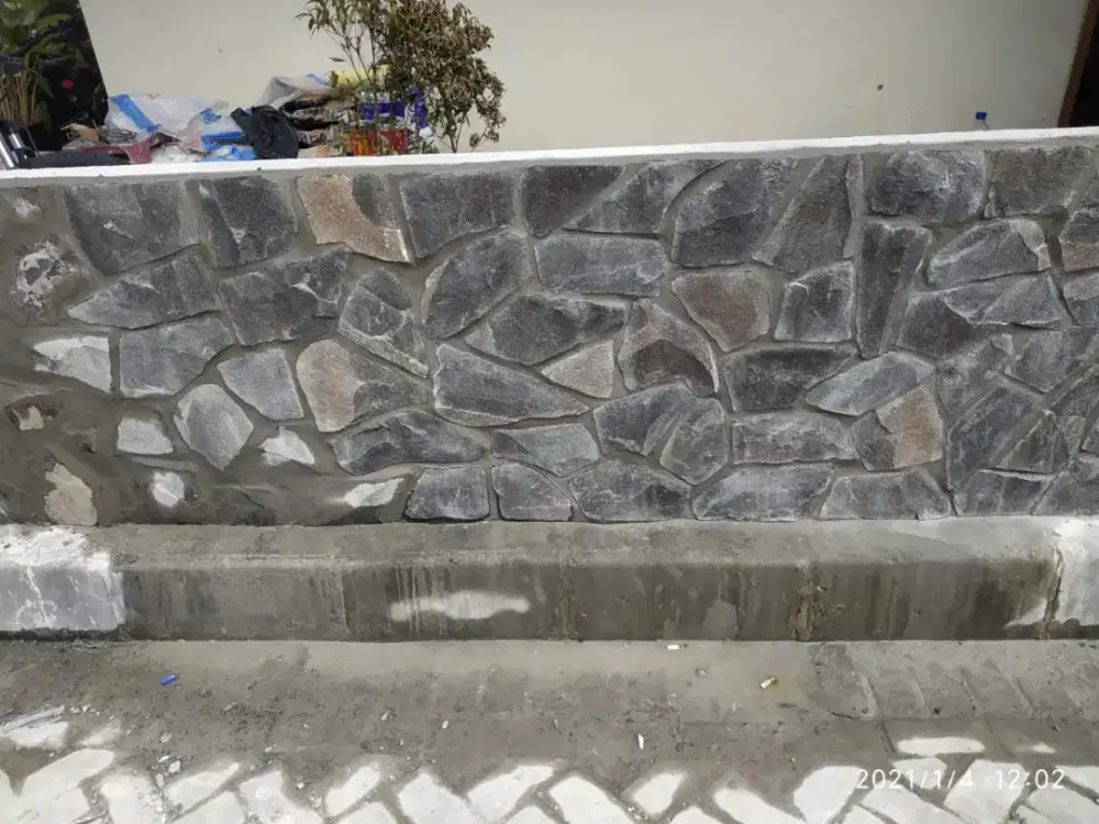 spesialis pemasangan keramik granit dan batu alam langsung tukang