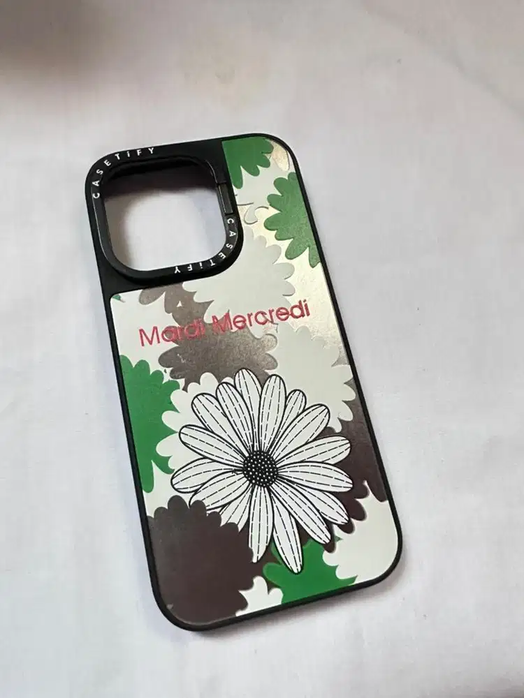 Dupe Casetify Mardi Mercredi Iphone 15 Pro