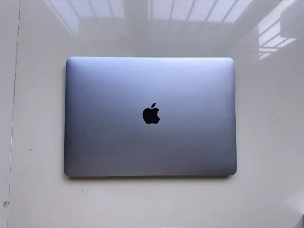 Macbook Pro 2020 Touchbar 16-512 i5 2Ghz