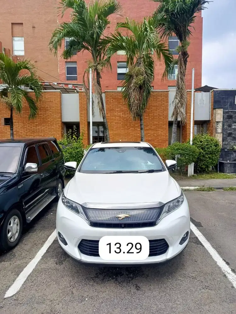 2014 Toyota Harrier 2.0 CBU Panoramic