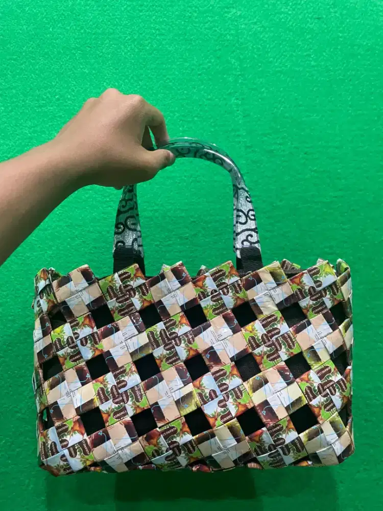 Tas Bungkus Minuman - HSC 2025