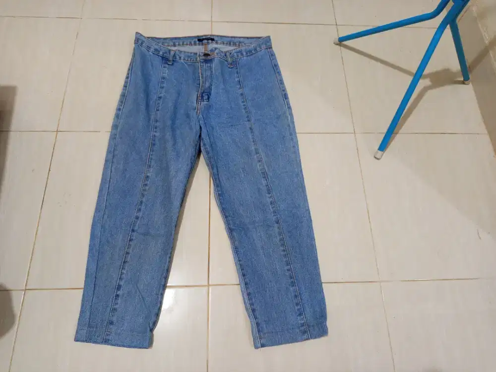 Gratis Celana Jeans