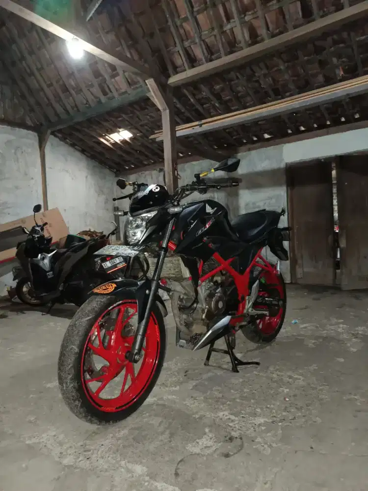 CB150R STREETFIRE 2016