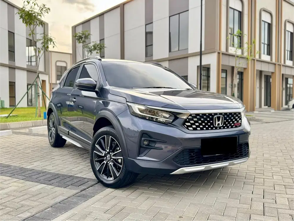 (KM 11 RIBU) HONDA WRV RS Abu-abu 2024 LIKE NEW